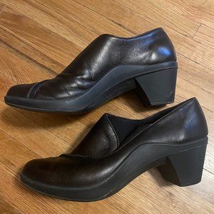 Chocolate Brown Mule